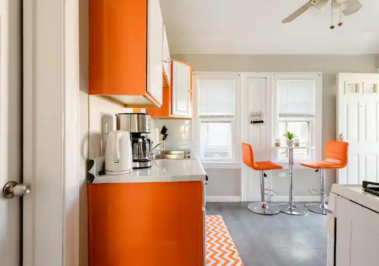 La Naranja Retreat - Cozy Duplex Near Downtown With Parking, 300 Mb Wifi & Self Check In Villa Cleveland Buitenkant foto
