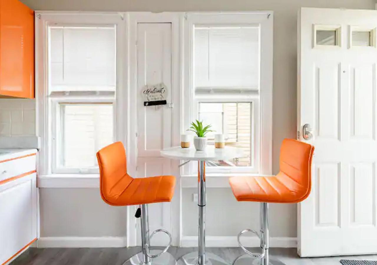 La Naranja Retreat - Cozy Duplex Near Downtown With Parking, 300 Mb Wifi & Self Check In Villa Cleveland Buitenkant foto