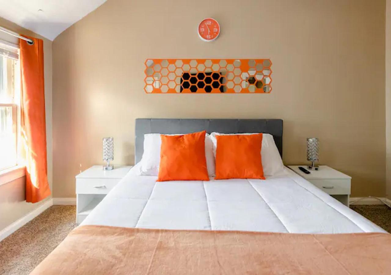 La Naranja Retreat - Cozy Duplex Near Downtown With Parking, 300 Mb Wifi & Self Check In Villa Cleveland Buitenkant foto